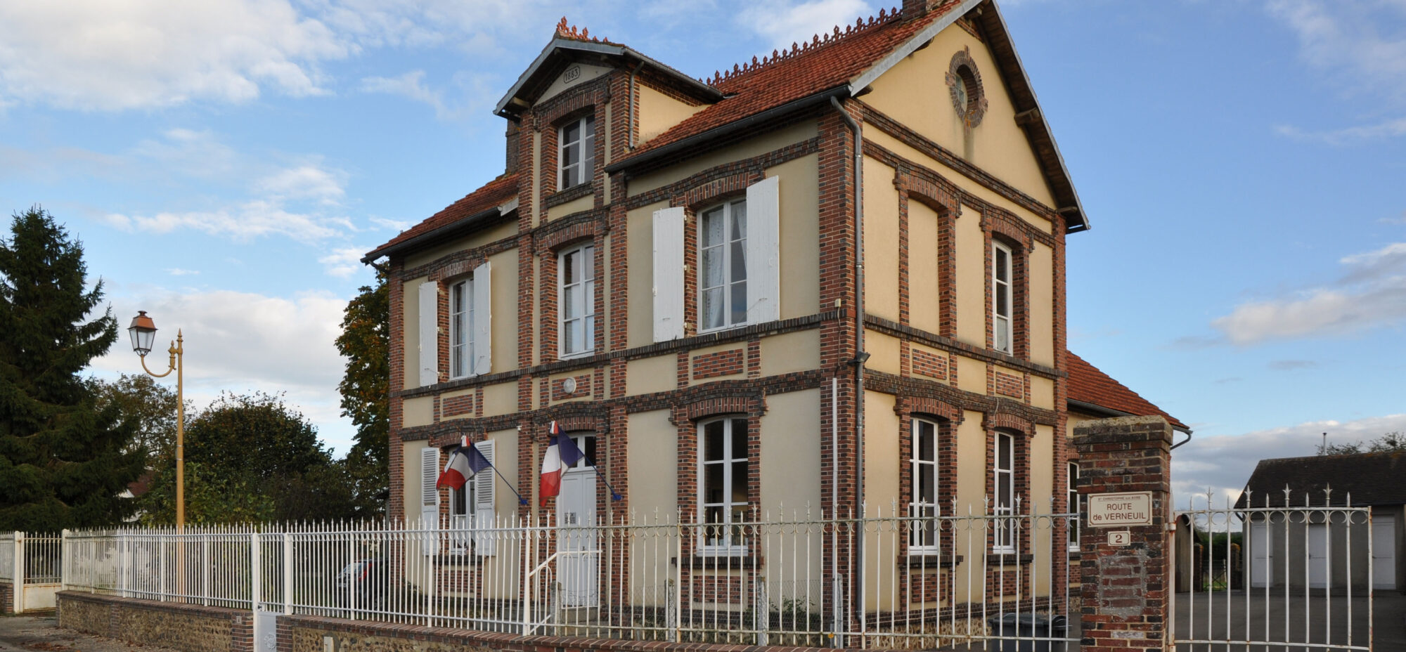 Mairie St Christophe-Bandeau